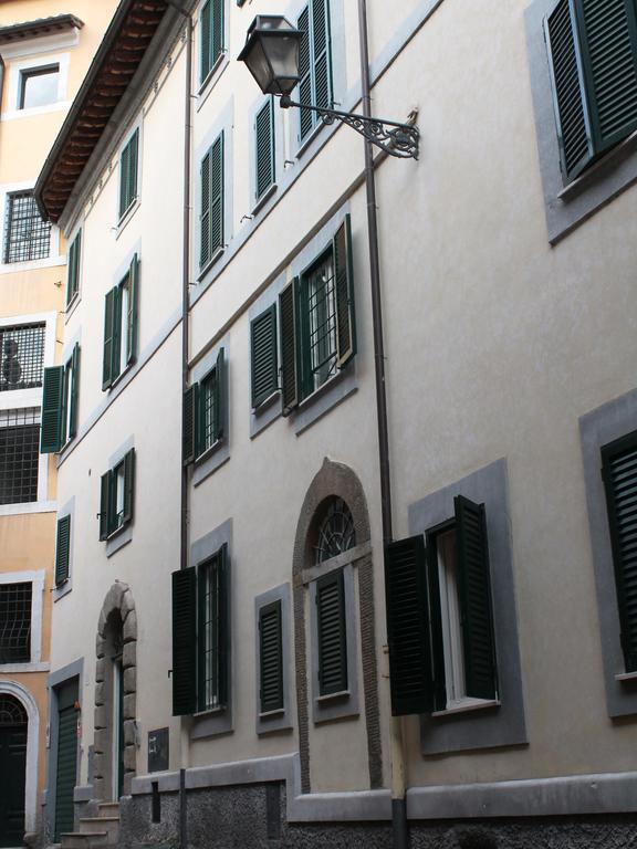 Hella Ibernesi 23 Fori Imperiali Inn, New Gestion! Рим Стая снимка